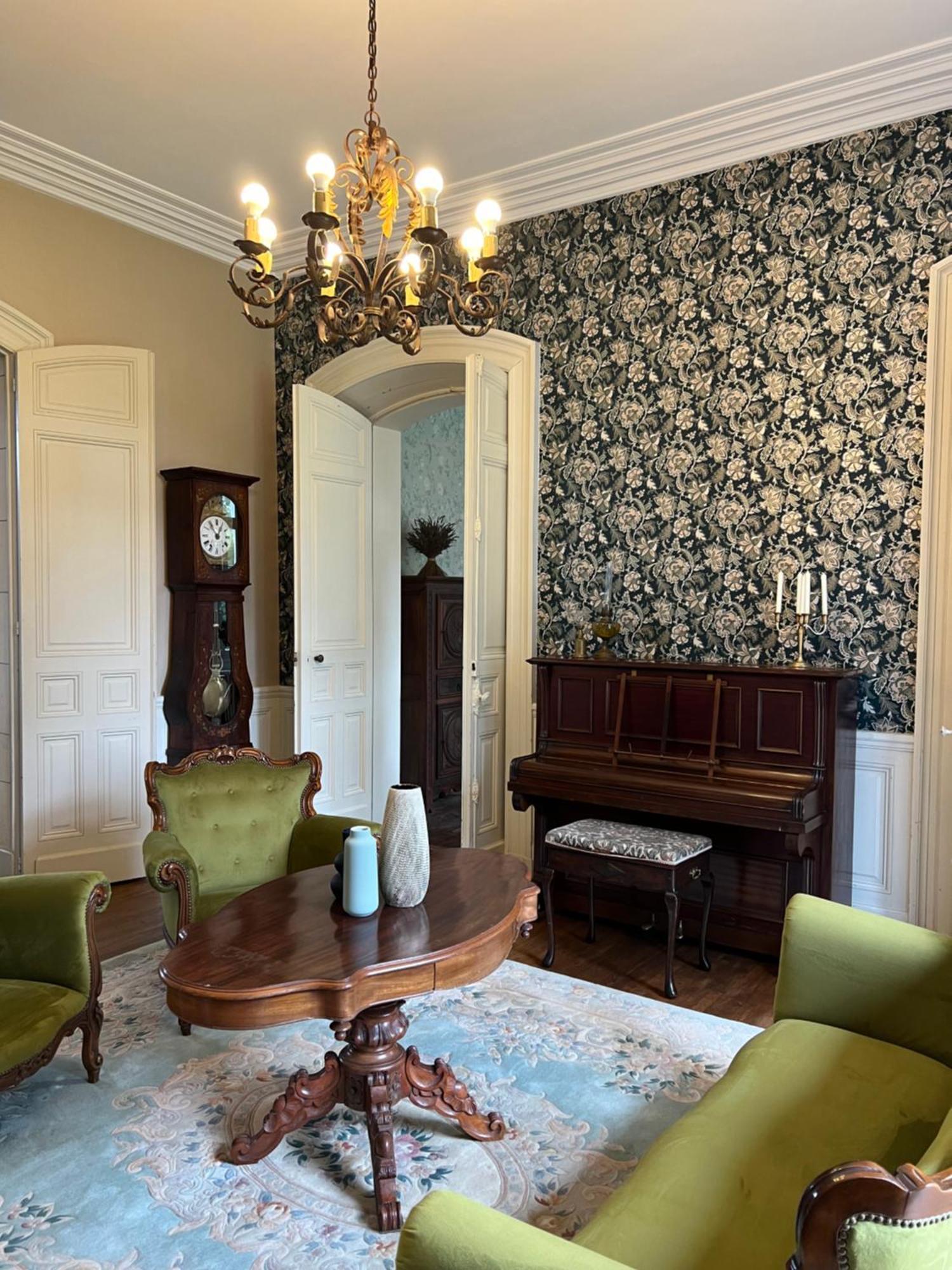 Bed and Breakfast Domaine Du Faure Chadurie Экстерьер фото